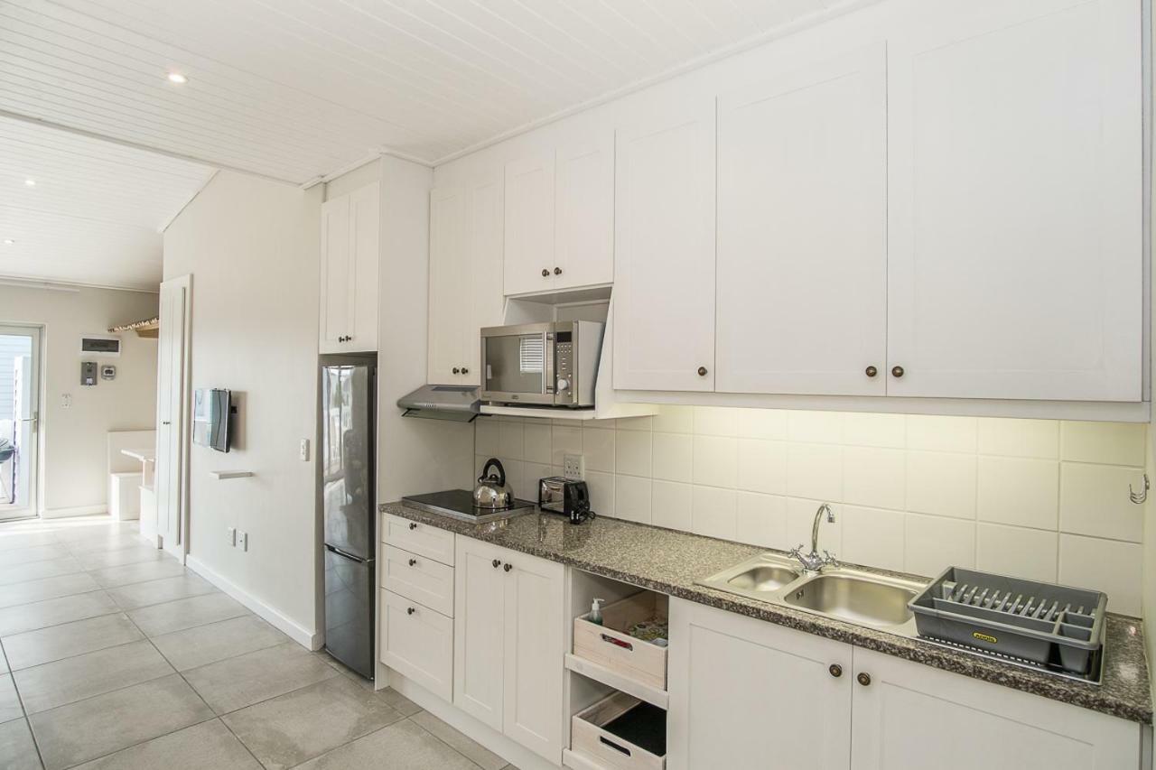 Fork West Holiday Apartments Илъндс Бей Екстериор снимка