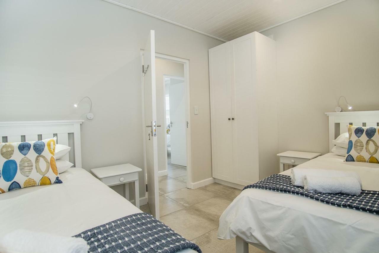 Fork West Holiday Apartments Илъндс Бей Екстериор снимка