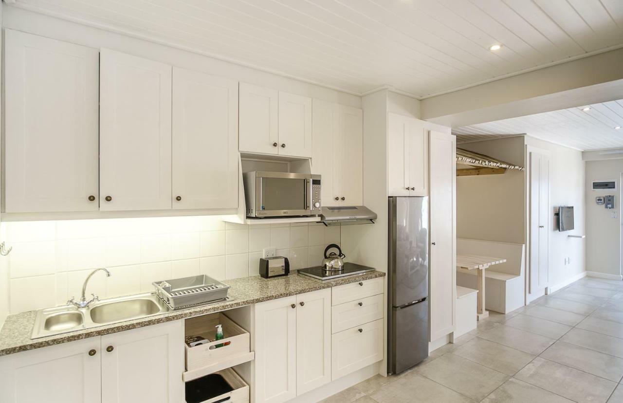 Fork West Holiday Apartments Илъндс Бей Екстериор снимка
