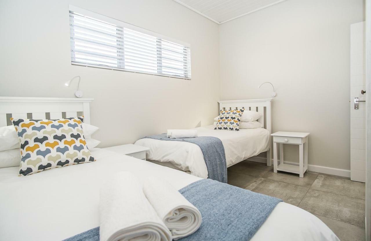 Fork West Holiday Apartments Илъндс Бей Екстериор снимка