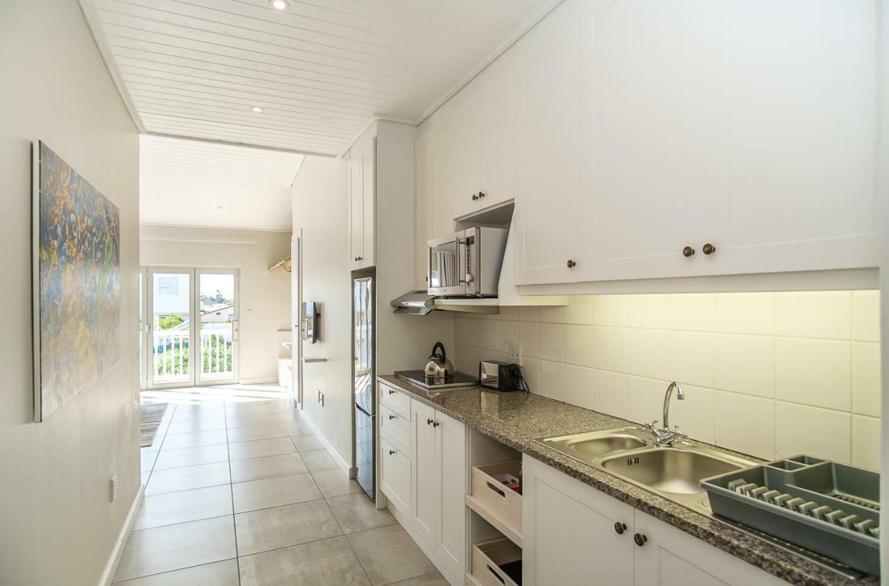Fork West Holiday Apartments Илъндс Бей Екстериор снимка