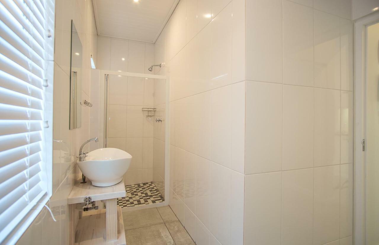 Fork West Holiday Apartments Илъндс Бей Екстериор снимка