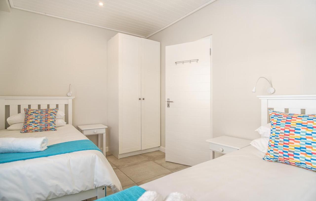 Fork West Holiday Apartments Илъндс Бей Екстериор снимка